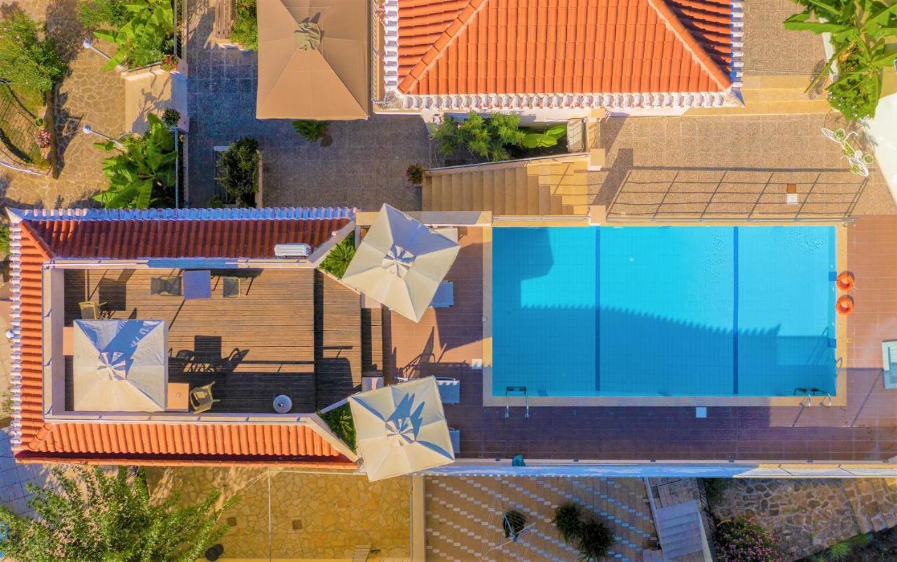 Vereniki Apartments Finikounta Exterior photo
